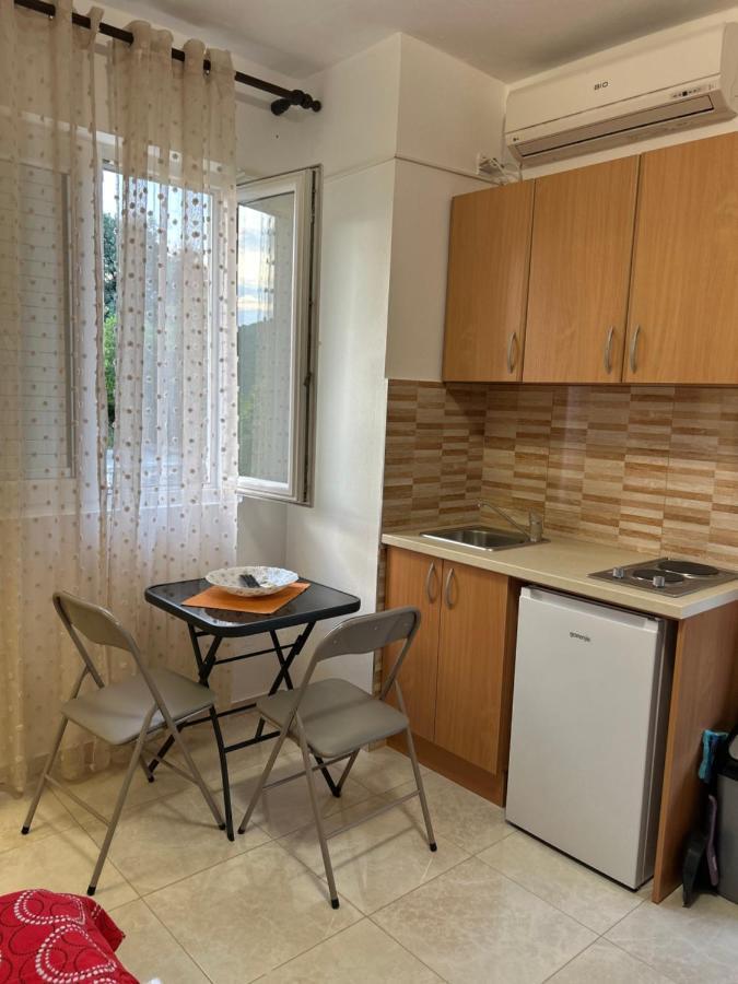 Lazarus Bigova Apartments Tivat Buitenkant foto