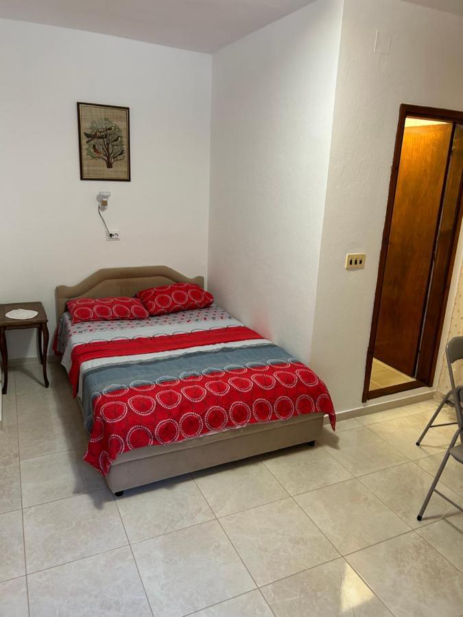 Lazarus Bigova Apartments Tivat Buitenkant foto