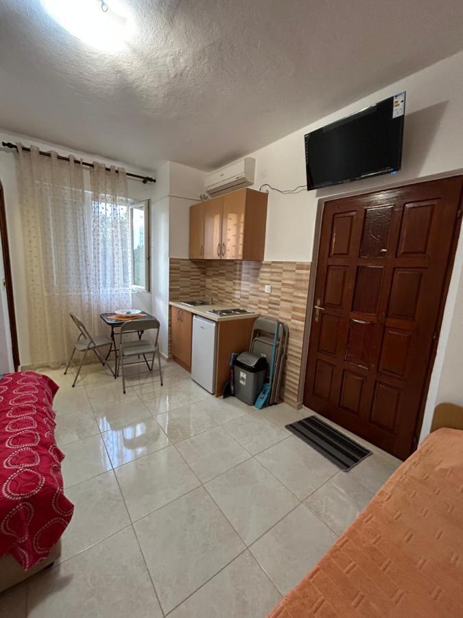 Lazarus Bigova Apartments Tivat Buitenkant foto