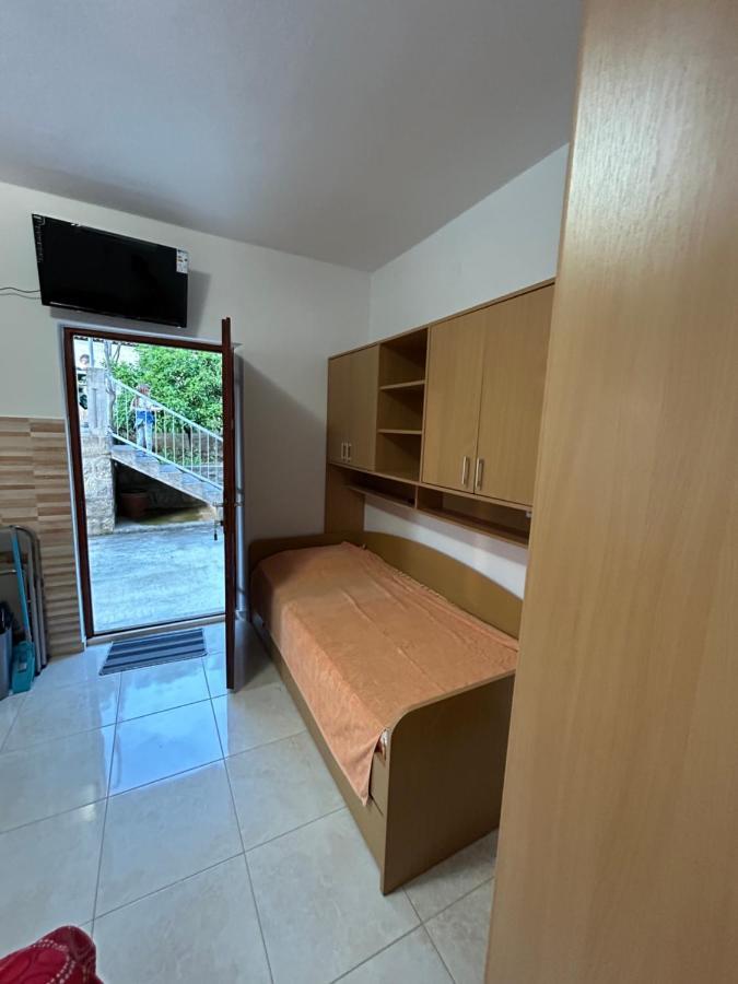 Lazarus Bigova Apartments Tivat Buitenkant foto