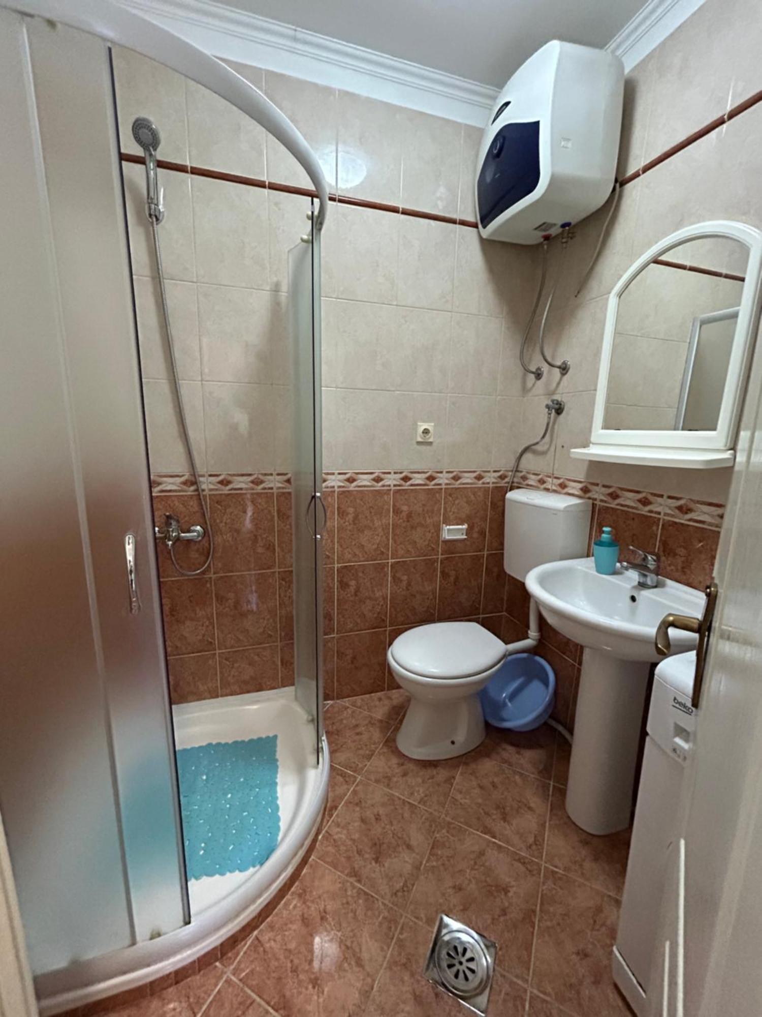 Lazarus Bigova Apartments Tivat Buitenkant foto